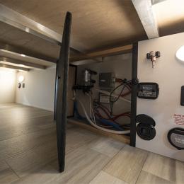 2024 Delta Ultra Lite RK234 - Underbelly Port Door Open