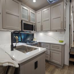 2025 Paradigm 395DS Interior