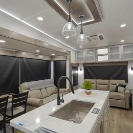 2025 Paradigm 370FB Interior