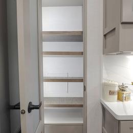 2025 Interior Paradigm 310RL