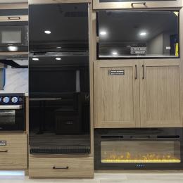 2025 Delta 281BH Interior