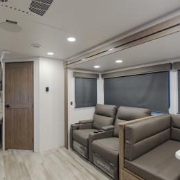 2025 Delta 281BH Interior