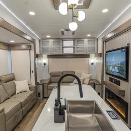 2025 Paradigm 295MK Interior