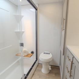 2025 Paradigm 340RL Interior