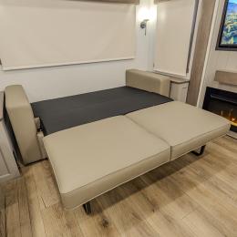 2025 Paradigm 380MP Interior