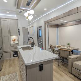 2025 Paradigm 380MP Interior