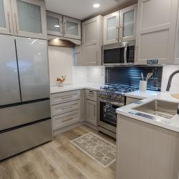 2025 Paradigm 382RK Interior