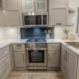 2025 Paradigm 382RK Interior