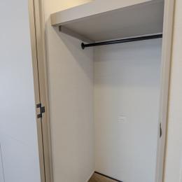 2025 Paradigm 385FL Interior